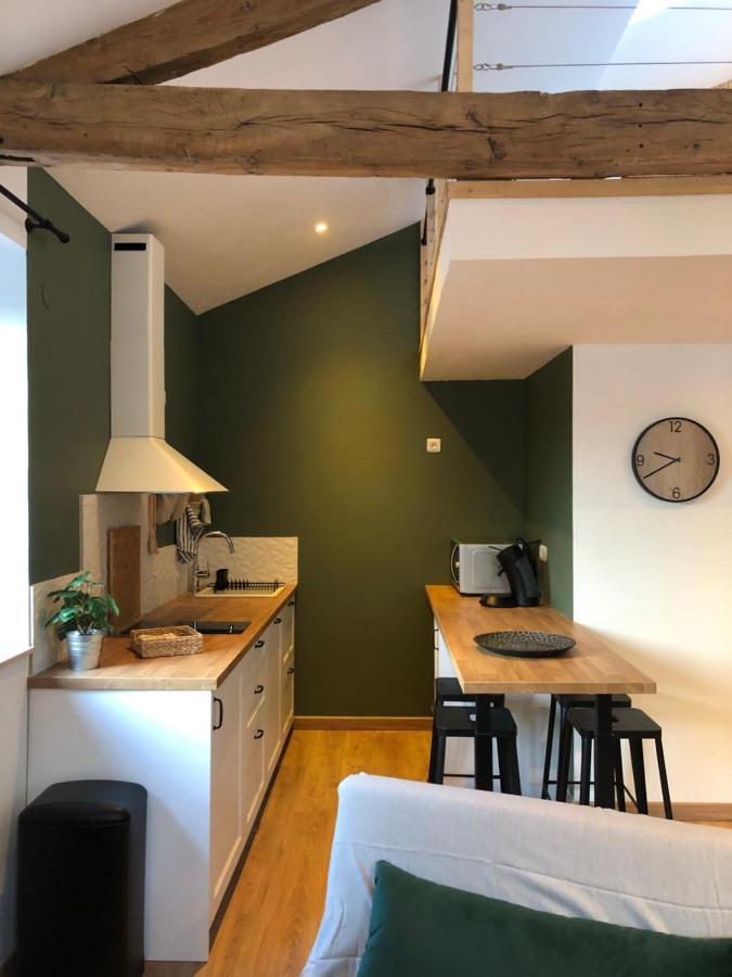 De La Cour Au Grenier Appartement