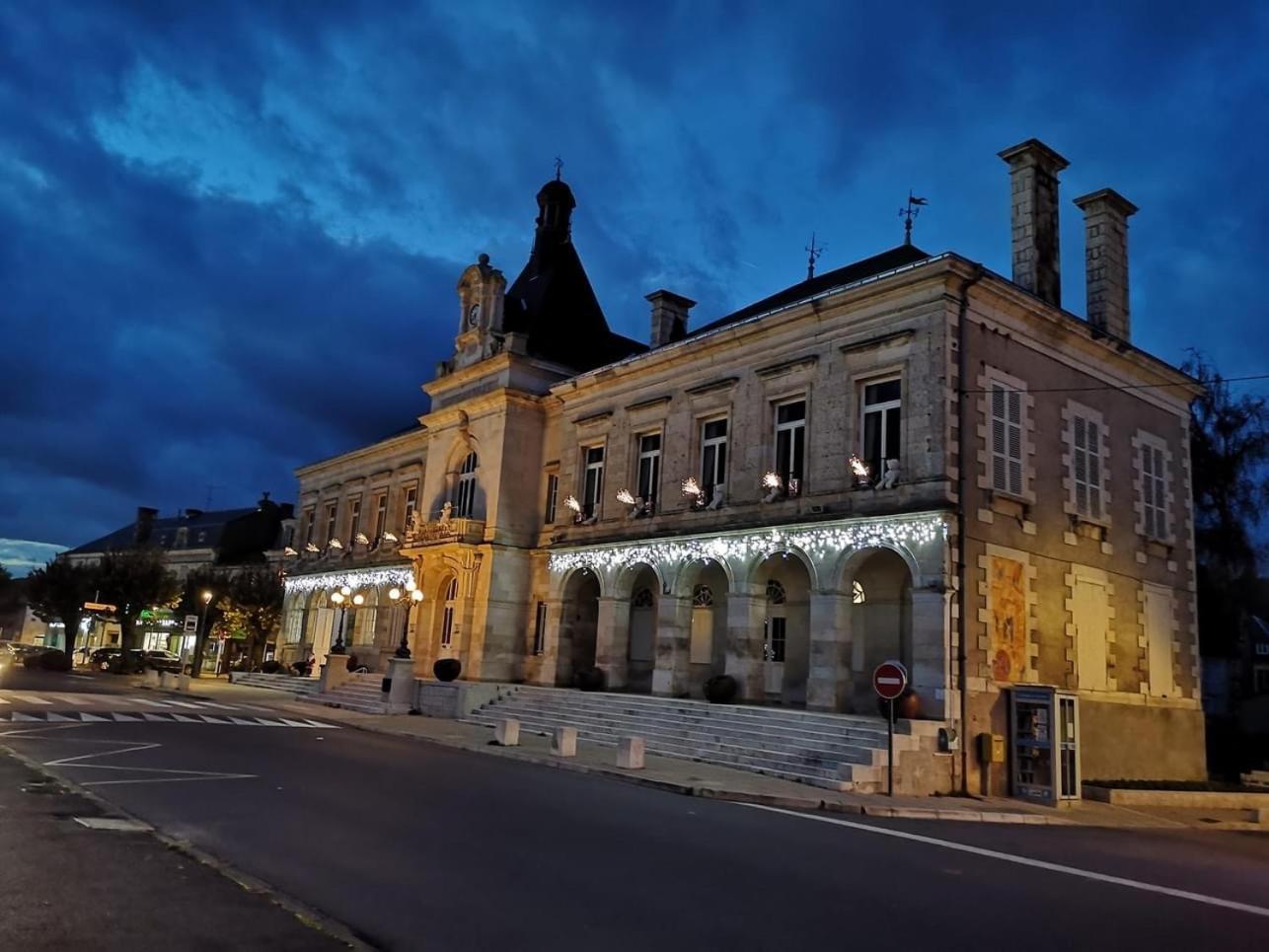 De La Cour Au Grenier Appartement Chauvigny